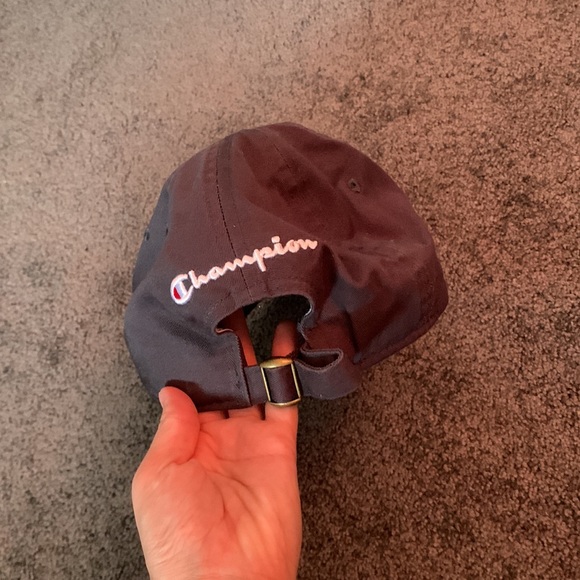 Champion Hat - Picture 2 of 4
